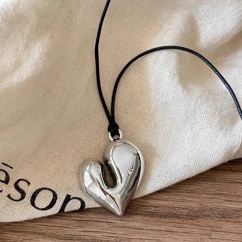 Romantic Rope Heart - R&N 